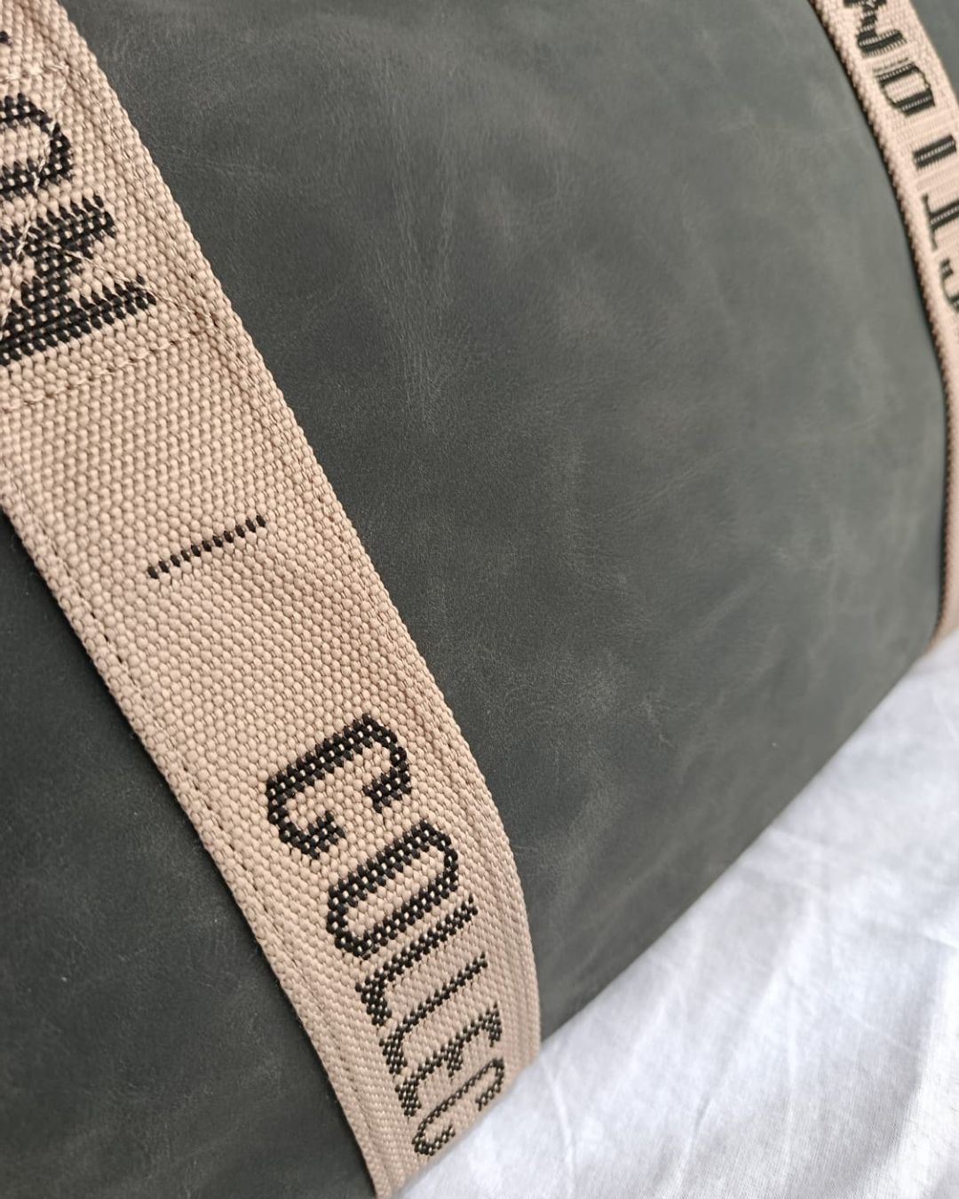 Bolso de viaje Gris Oscuro