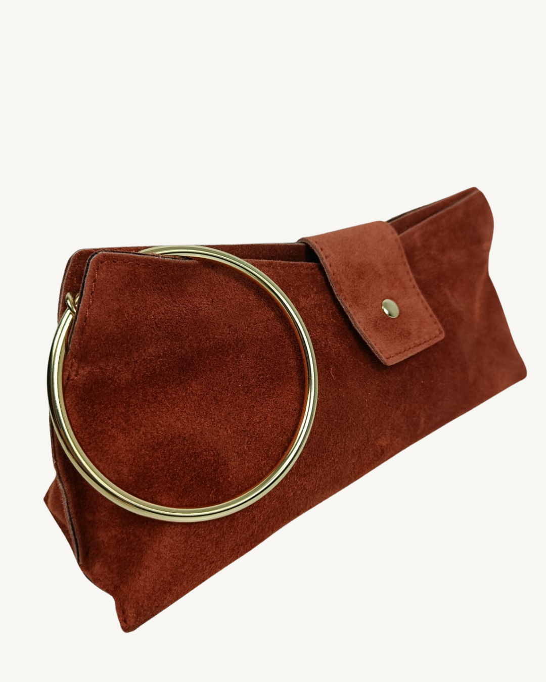 Damenhandtasche aus echtem Wildleder mit goldenem Ringgriff und Umhängeriemen