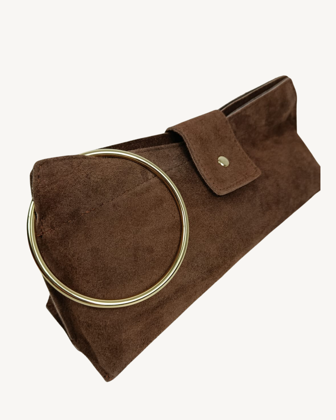 Damenhandtasche aus echtem Wildleder mit goldenem Ringgriff und Umhängeriemen