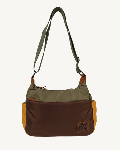 Women's Multi-Pocket Nylon Crossbody Bag with Zipper
