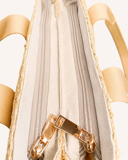 Goldene Basttasche