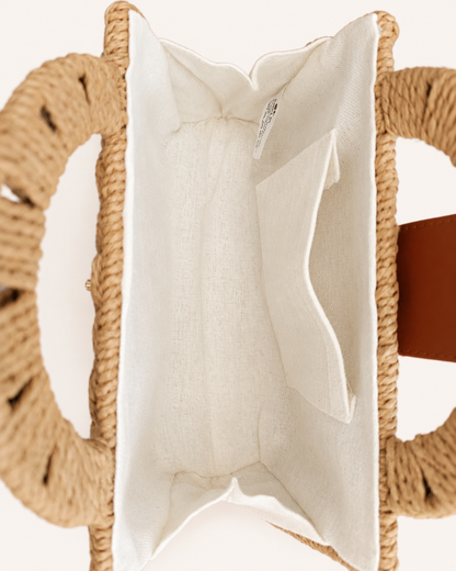 Bolso Petit de Rafia Trenzada Beige con Bandolera Boho Chic