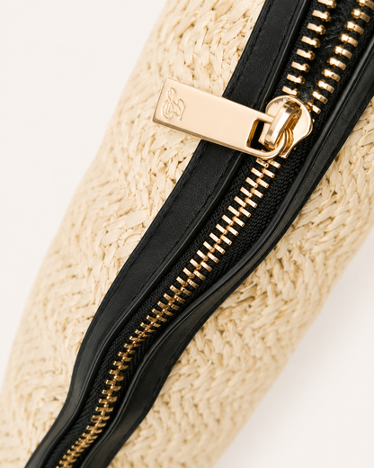 Bolso de Rafia Trenzada Beige y Negro con Bandolera